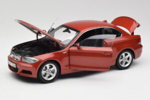 BMW 1 E82 Coupé Orange Kyosho 1:18 80430427064 Métal Moulé — image 2 sur 8