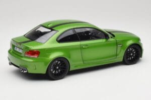 BMW Série 1 E82 Coupé Taiga Green Metallic Minichamps 1:18 110020024 Métal Moulé — image 3 sur 8