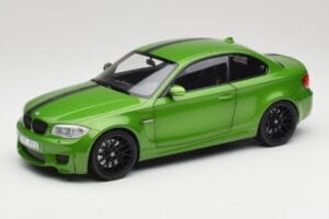 BMW Série 1 E82 Coupé Taiga Green Metallic Minichamps 1:18 110020024 Métal Moulé