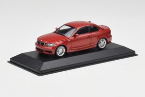 BMW 1M E82 Orange Minichamps 1:43 413020023 Métal Moulé — image 2 sur 5