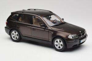 BMW X3 E83 3.0d Marron Foncé Métallique Kyosho 1:18 80430300736 Métal Moulé — image 6 sur 8
