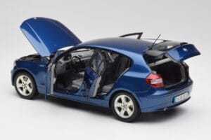 BMW 1 E87 Sydney Bleu Kyosho 1:18 80430308600 Métal Moulé — image 5 sur 8