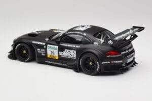 BMW Z4 E89 GT3 #19 Pixum C. Hurtgen / D. Baumann Spa 24 Hours Winner 2013 Minichamps 1:18 151132399 Métal Moulé — image 5 sur 6