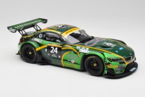 BMW Z4 E89 GT3 #24 Saudi Falcons K. Al Faisal / A. Binladen Dubai 24 Hours 2013 Minichamps 1:18 151132324 Métal Moulé — image 4 sur 6