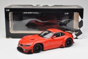 BMW Z4 E89 GT3 Rouge Minichamps 1:18 151122300 Métal Moulé — image 6 sur 6
