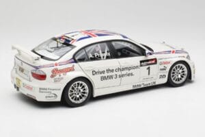 BMW E90 320si #1 A. Priaulx WTCC Champion 2006 Kyosho 1:18 80430429067 Métal Moulé — image 3 sur 8