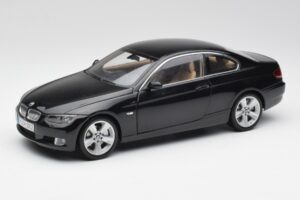 BMW 3 E92 Coupé Noir Kyosho 1:18 80430407222 Métal Moulé