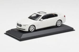 BMW 750Li F02 Blanc Minichamps 1:43 80420445201 Métal Moulé — image 2 sur 5