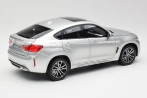 BMW X6 M F86 Argent Norev 1:18 183200 Métal Moulé — image 3 sur 8