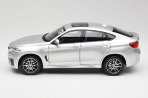 BMW X6 M F86 Argent Norev 1:18 183200 Métal Moulé — image 4 sur 8
