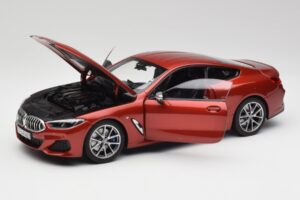 BMW M850i G15 Orange Métallisé Norev 1:18 183285 Métal Moulé — image 2 sur 8