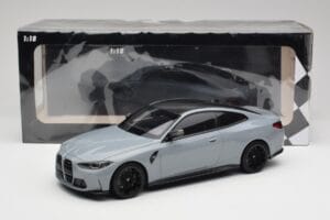BMW M4 G82 Brooklyn Gris Minichamps 1:18 155020124 Métal Moulé — image 6 sur 6