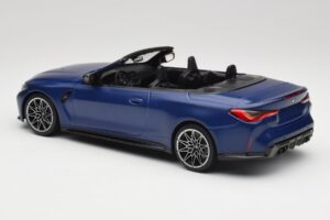 BMW M4 G82 Cabriolet Frozen Portimao Blue Minichamps 1:18 155021030 Métal Moulé — image 5 sur 6