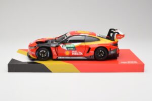 BMW M4 GT3 G82 #31 S. van der Linde Team Schubert DTM Champion 2022 Minichamps 1:18 113222331 Métal Moulé — image 4 sur 8