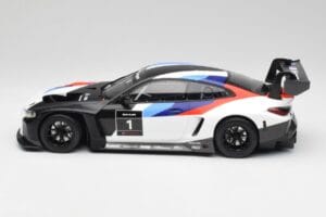 BMW M4 GT3 Presentation Car 2021 Minichamps 1:18 155212000 Métal Moulé — image 3 sur 6