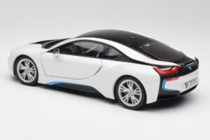 BMW i8 Crystal Blanc Paragon 1:18 80432336841 Métal Moulé — image 7 sur 8