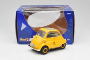 BMW Isetta 250 Deutsche Bundespost Revell 1:18 925 Métal Moulé — image 8 sur 8