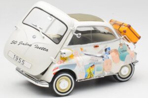 BMW Isetta 250 Revell 1:18 8828 Métal Moulé — image 2 sur 8