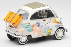 BMW Isetta 250 Revell 1:18 8828 Métal Moulé — image 3 sur 8
