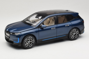 BMW iX Blue Metallic Minichamps 1:18 110023100 Métal Moulé