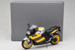 BMW K1200S Jaune Noir Minichamps 1:10 80430309224 Métal Moulé — image 8 sur 8