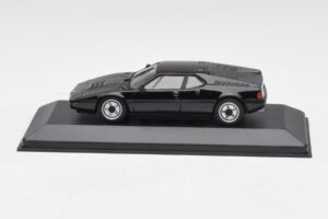 BMW M1 Noir Minichamps 1:43 940025021 Métal Moulé