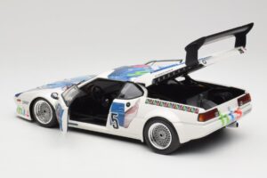 BMW M1 Cassani Racing Team #55 M. Winkelhock Procar Series 1979 Minichamps 1:18 180802955 Métal Moulé — image 5 sur 8