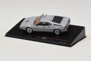 BMW M1 Gris IXO 1:43 CLC602N Métal Moulé — image 3 sur 4