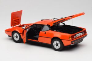 BMW M1 Orange Minichamps 1:18 80432411549 Métal Moulé — image 5 sur 8
