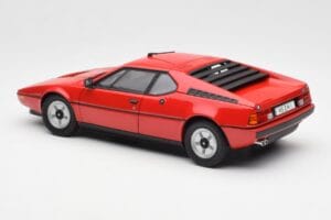 BMW M1 Rouge Norev 1:18 183220 Métal Moulé — image 7 sur 8