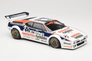 BMW M1 Schnitzer #2 H-J. Stuck Winner Deutsche Automobil Rennsport Trophy Zolder 1982 Minichamps 1:18 155822902 Métal Moulé — image 4 sur 6
