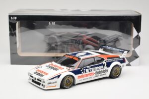 BMW M1 Schnitzer #2 H-J. Stuck Winner Deutsche Automobil Rennsport Trophy Zolder 1982 Minichamps 1:18 155822902 Métal Moulé — image 6 sur 6