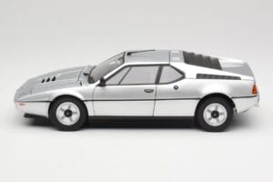 BMW M1 Argent Métallisé Norev 1:18 183226 Métal Moulé — image 4 sur 8