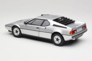 BMW M1 Argent Métallisé Norev 1:18 183226 Métal Moulé — image 7 sur 8