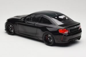 BMW M2 CS F87 Noir Metallic avec jantes noires Minichamps 1:18 155021026 Métal Moulé — image 5 sur 6