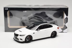 BMW M2 CS F87 Blanc avec jantes noires Minichamps 1:18 155021025 Métal Moulé — image 6 sur 6