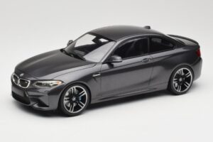 BMW M2 F87 Grey Metallic Minichamps 1:18 155026102 Métal Moulé