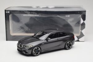 BMW M2 F87 Grey Metallic Minichamps 1:18 155026102 Métal Moulé — image 6 sur 6