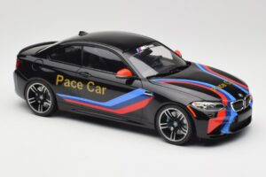 BMW M2 F87 Pace Car Minichamps 1:18 155026106 Métal Moulé — image 4 sur 6