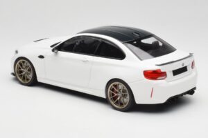 BMW M2 F87 CS Alpine White Jantes Dorées Minichamps 1:18 155021020 Métal Moulé — image 5 sur 6
