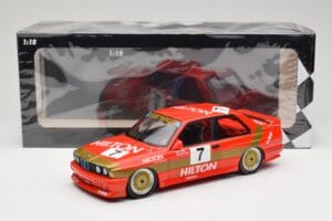 BMW M3 E30 #7 D. Quester 2nd Place Guia Race Macau 1987 Minichamps 1:18 155872007 Métal Moulé — image 6 sur 6