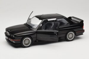 BMW M3 E30 Sport Evo Noir Solido 1:18 S1801501 Métal Moulé — image 2 sur 8