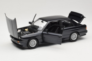 BMW M3 E30 Sport Evolution Blue Metallic Minichamps 1:18 180020308 Métal Moulé — image 2 sur 8
