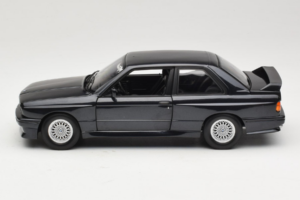 BMW M3 E30 Sport Evolution Blue Metallic Minichamps 1:18 180020308 Métal Moulé — image 4 sur 8
