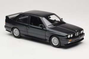 BMW M3 E30 Sport Evolution Blue Metallic Minichamps 1:18 180020308 Métal Moulé — image 6 sur 8