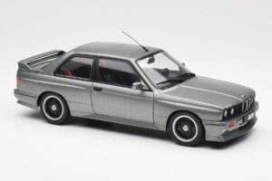 BMW M3 E30 Sport Evolution Cecotto Gris AUTOart 1:18 70567 Métal Moulé — image 6 sur 8