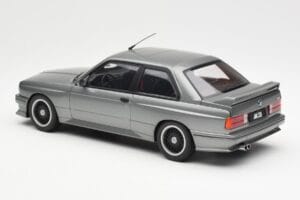 BMW M3 E30 Sport Evolution Cecotto Gris AUTOart 1:18 70567 Métal Moulé — image 7 sur 8