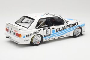 BMW M3 E30 Team Schnitzer #8 O. Manthey DTM 1988 Minichamps 1:18 155882008 Métal Moulé — image 2 sur 6