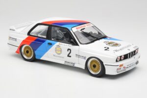 BMW M3 E30 #2 Warsteiner E. van de Poele DTM Champion 1987 Minichamps 1:18 80430396026-O Métal Moulé — image 6 sur 8