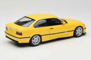 BMW M3 E36 Dakar Yellow UT Models 1:18 180022300 Métal Moulé — image 3 sur 8